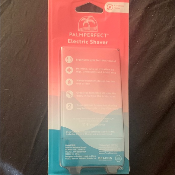 Electric Shaver - Green - Picture 3 of 4